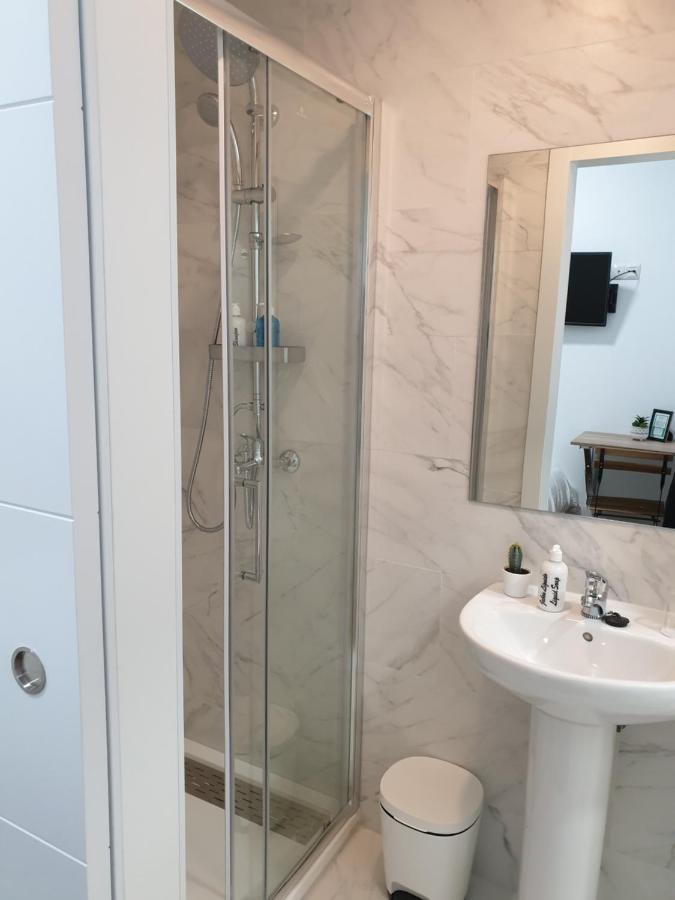Norte Oviedo Rooms 马德里 外观 照片