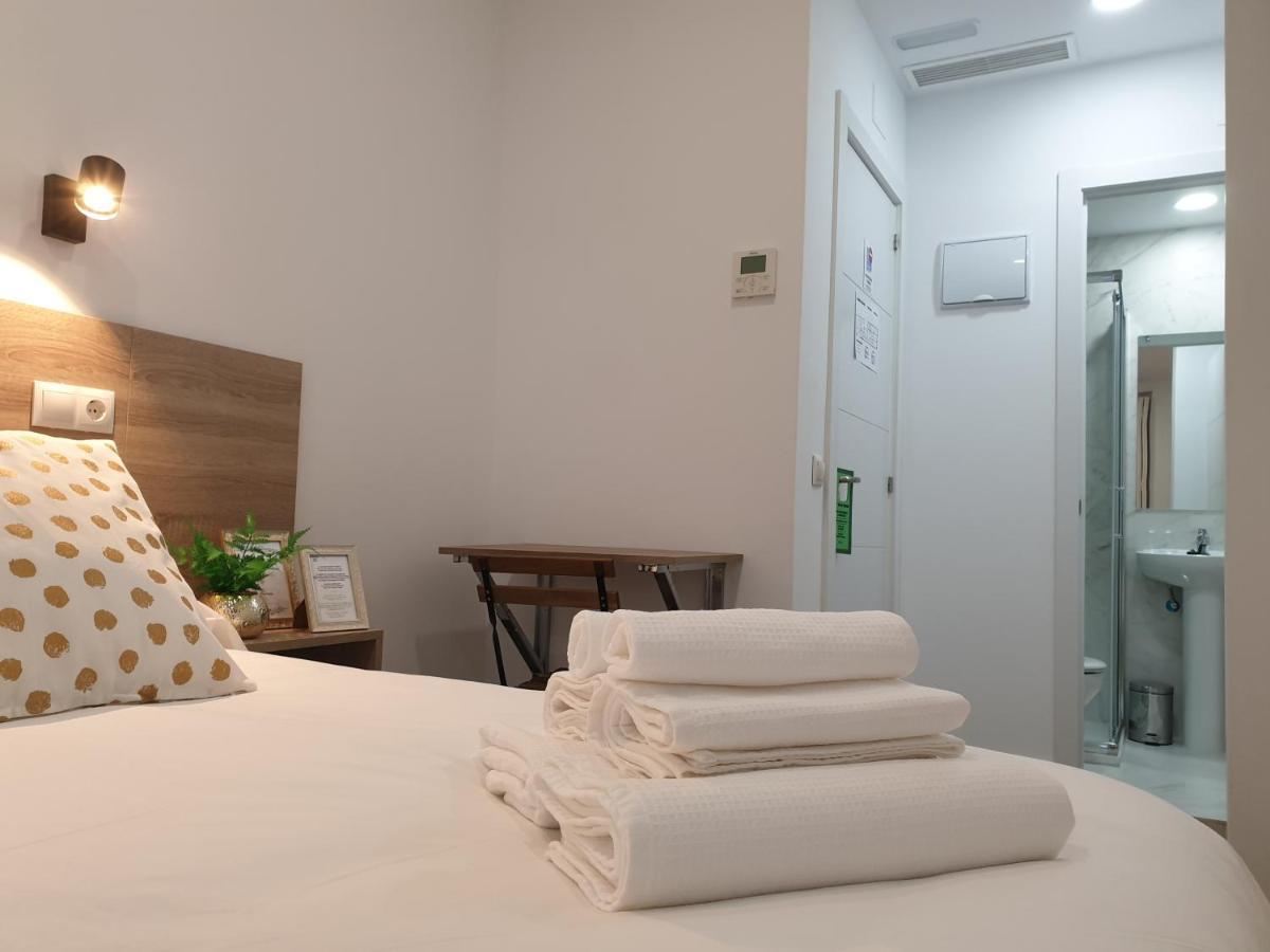 Norte Oviedo Rooms 马德里 外观 照片