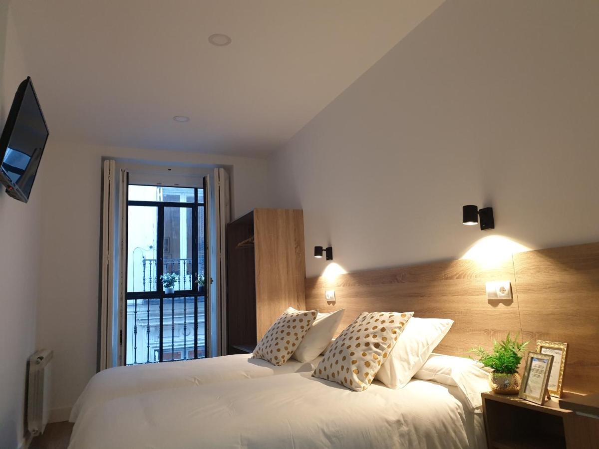 Norte Oviedo Rooms 马德里 外观 照片